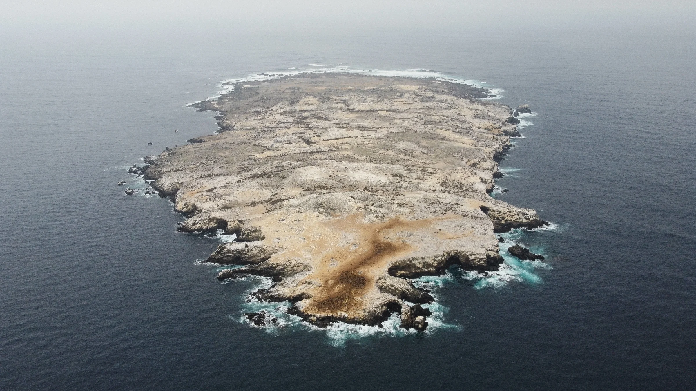 Pajaros Uno Island