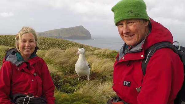 Graeme Elliott Kath Walker Antipodes Island